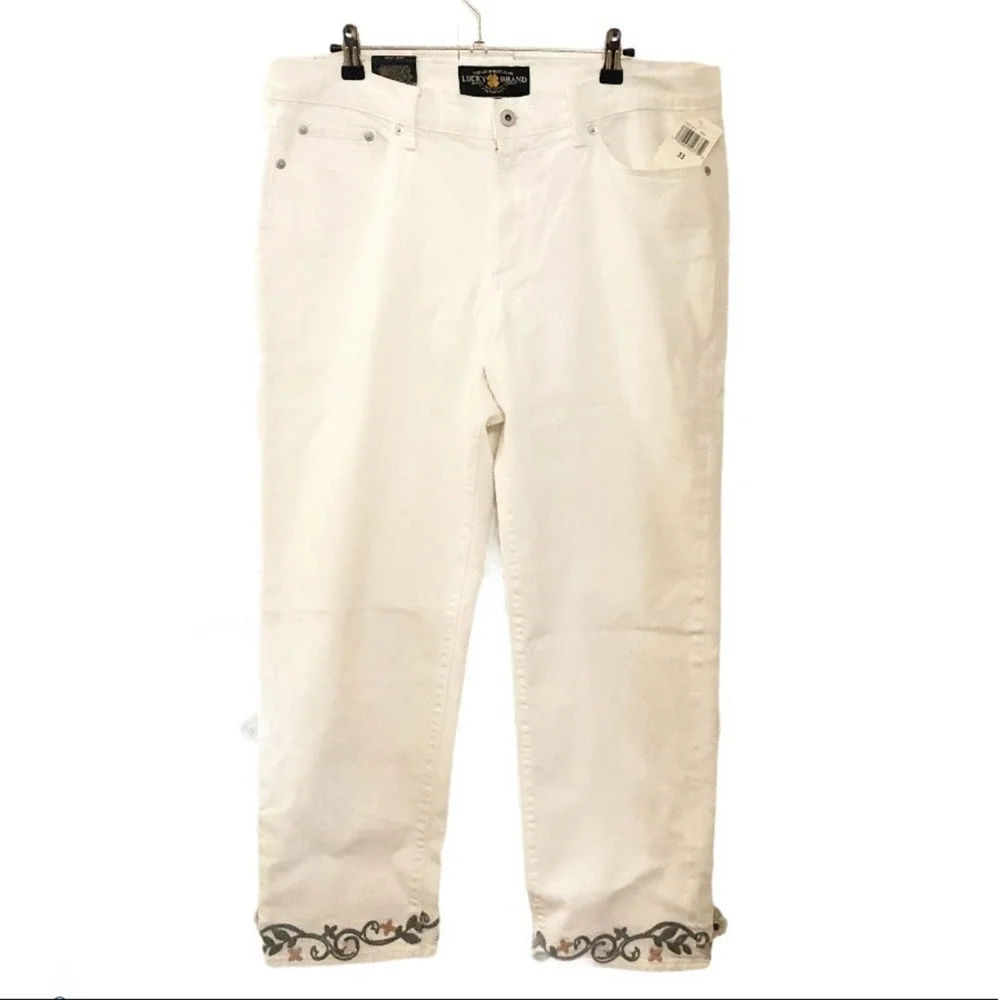 NWT Lucky Brand Sweet Crop Embroidered Jeans 16/33 - Picture 2 of 9